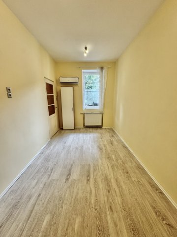 Eladó ikerház, Dunaharasztin 99.99 M Ft, 2+1 szobás