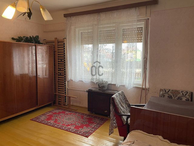 Eladó családi ház, Abonyban 27.5 M Ft, 2 szobás