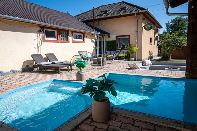 Eladó családi ház, Érden 187.99 M Ft, 7 szobás