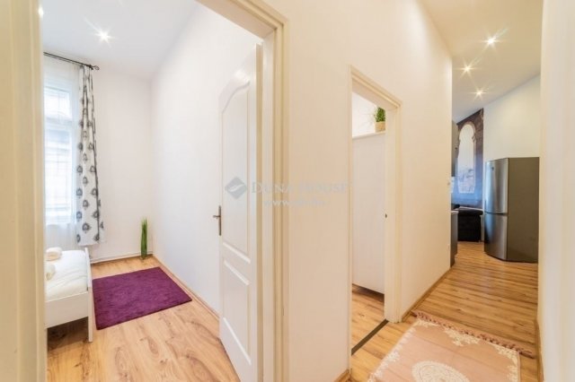 Eladó téglalakás, Budapesten, VI. kerületben 189.9 M Ft