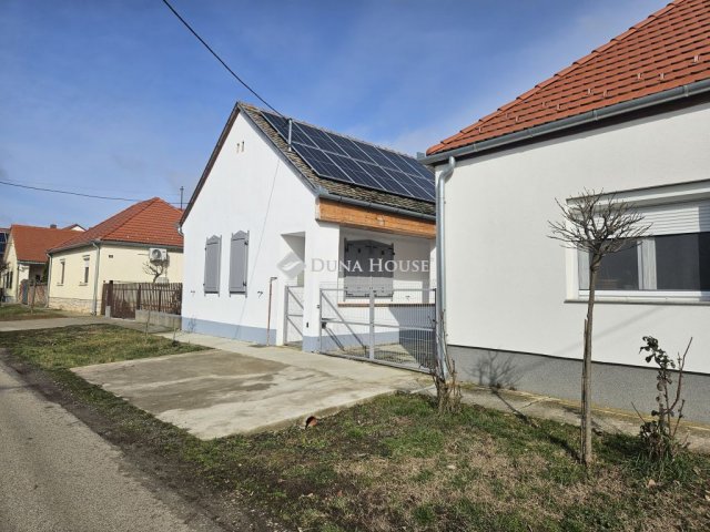 Kiadó családi ház, albérlet, Palkonyán 250 E Ft / hó, 4 szobás