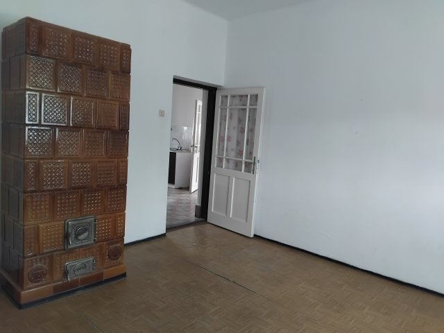 Eladó családi ház, Konyáron 19.9 M Ft, 2 szobás