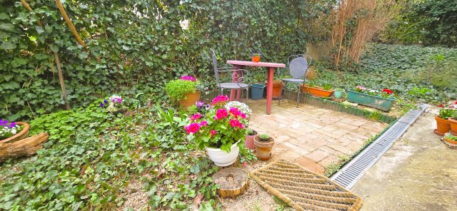 Eladó téglalakás, Budapesten, XII. kerületben 152 M Ft, 4 szobás