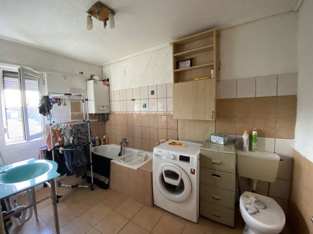 Eladó téglalakás, Szigetszentmiklóson 51.5 M Ft, 4+2 szobás