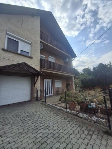 Eladó családi ház, Csolnokon 74.9 M Ft, 3 szobás