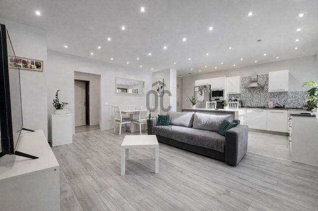 Eladó téglalakás, Tatán 91.87 M Ft, 4 szobás