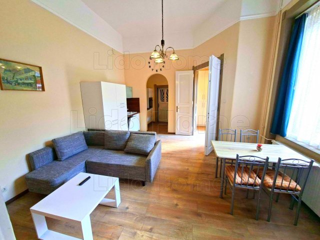 Eladó téglalakás, Kaposváron 69 M Ft, 1 szobás