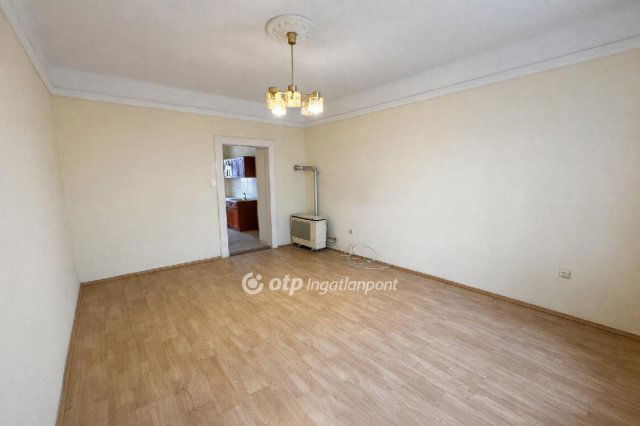 Eladó téglalakás, Budapesten, IX. kerületben 39.9 M Ft, 1 szobás