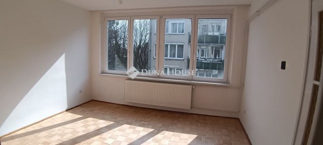 Eladó téglalakás, Budapesten, II. kerületben, Tárogató úton