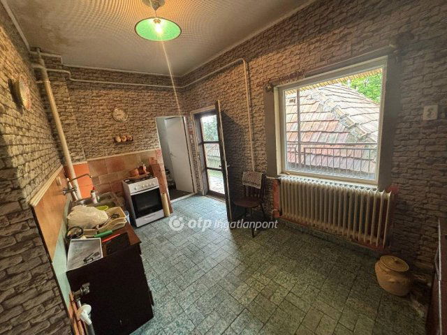 Eladó családi ház, Boldván 20.5 M Ft, 2 szobás