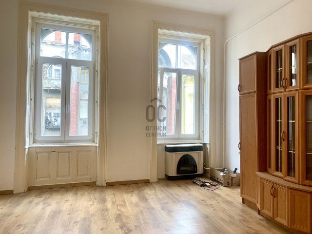 Kiadó téglalakás, albérlet, VI. kerületben, Csengery utcában