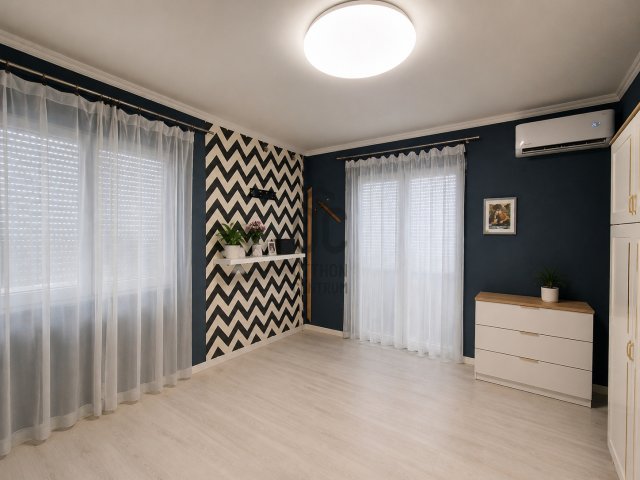 Eladó családi ház, Ercsiben 38 M Ft, 4 szobás
