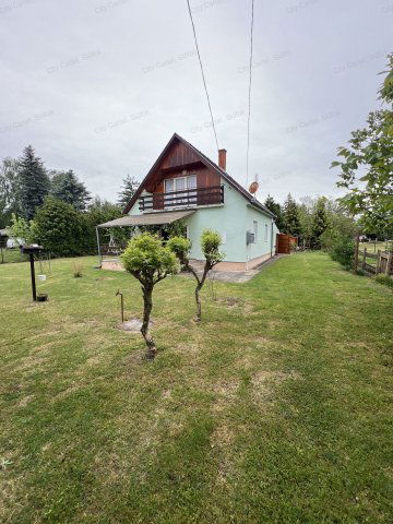 Eladó családi ház, Balatonmáriafürdőn 65 M Ft, 4+1 szobás