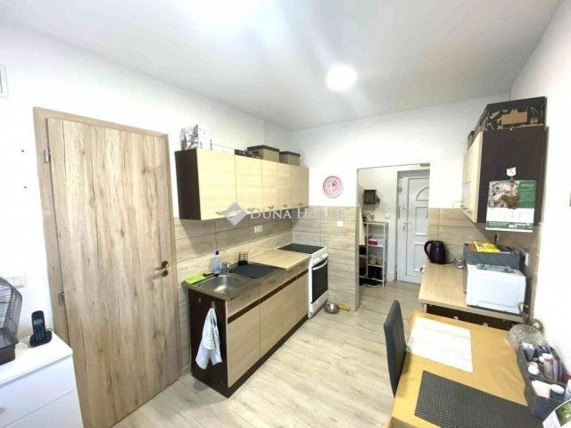 Eladó téglalakás, Nyergesújfaluban 36.9 M Ft, 2 szobás