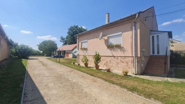 Eladó családi ház, Zalaszentmihályon 54.9 M Ft, 4 szobás