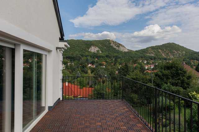 Eladó ikerház, Csobánkán 126 M Ft, 3 szobás
