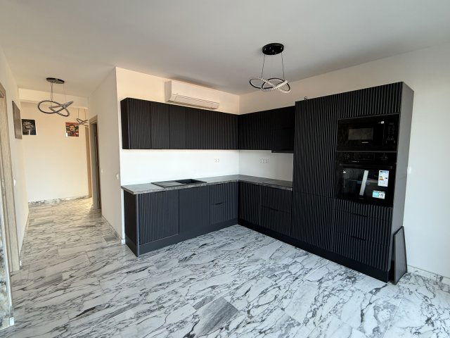 Eladó téglalakás, Balatonalmádiban 109.9 M Ft, 4 szobás