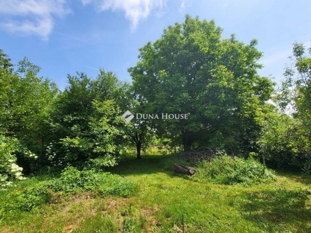 Eladó családi ház, Úrhidán 109 M Ft, 5 szobás