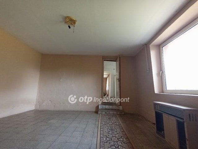 Eladó családi ház, Ecséden 18.9 M Ft, 4 szobás