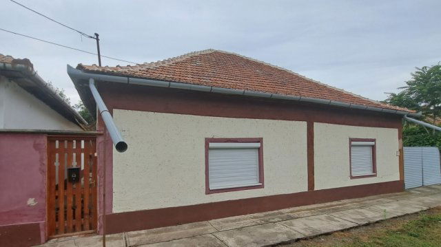 Eladó családi ház, Mezőkovácsházán 14 M Ft, 2+1 szobás