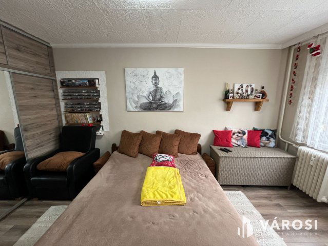 Eladó panellakás, Debrecenben 56.9 M Ft, 2 szobás