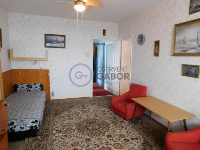 Eladó téglalakás, Debrecenben 42.5 M Ft, 2 szobás