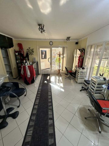 Eladó üzlethelyiség, Kaposváron, Arany János utcában 45 M Ft