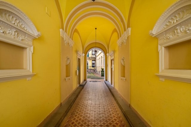 Eladó téglalakás, Budapesten, VI. kerületben 45 M Ft, 1 szobás