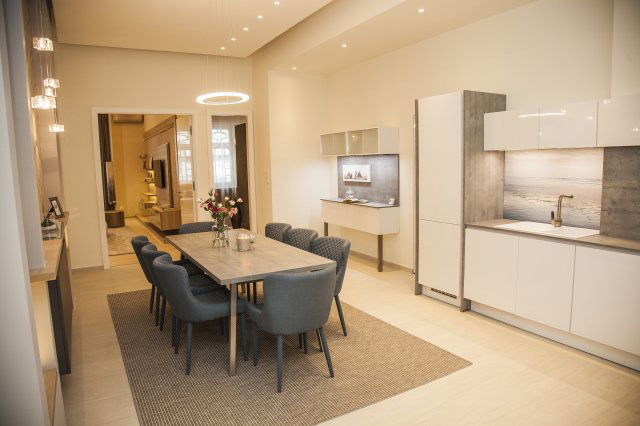 Kiadó téglalakás, albérlet, V. kerületben, Petőfi Sándor utcában