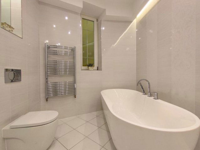 Kiadó téglalakás, albérlet, Budapesten, V. kerületben, 3 szobás