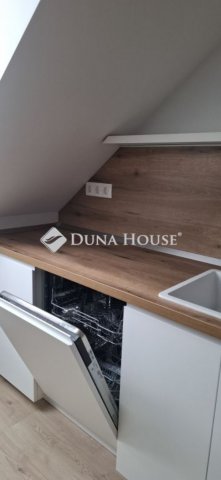 Kiadó téglalakás, albérlet, Pécsett 250 E Ft / hó, 2 szobás