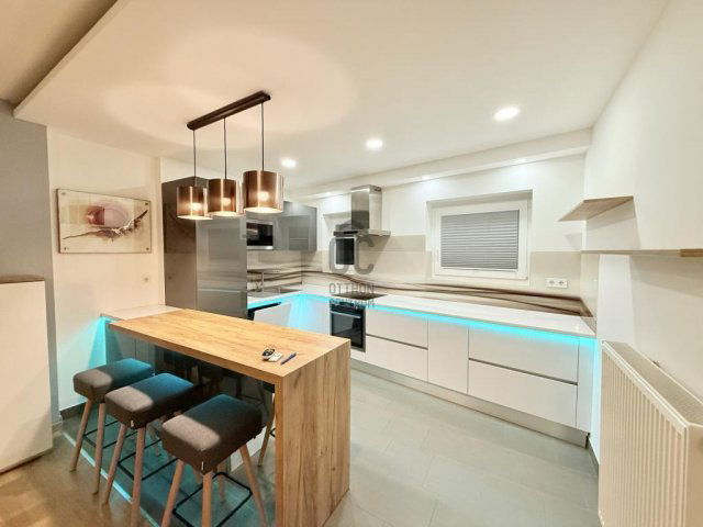 Eladó téglalakás, Budapesten, VI. kerületben 149.9 M Ft