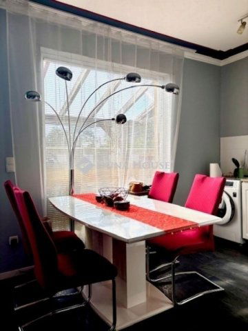 Eladó nyaraló, Üllőn 99.5 M Ft, 4 szobás / költözzbe.hu