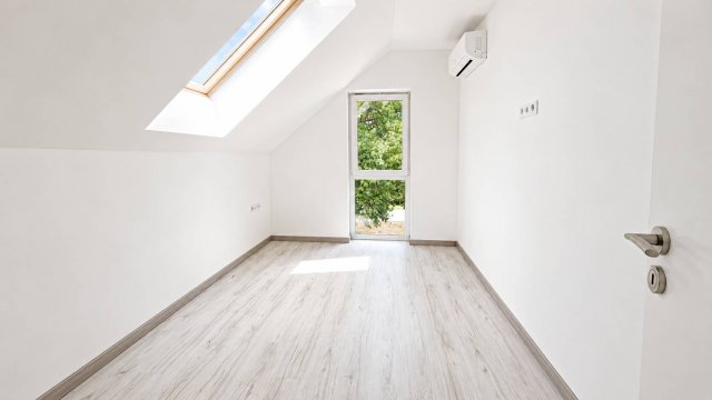 Eladó ikerház, Hajdúszoboszlón 86.99 M Ft, 4 szobás