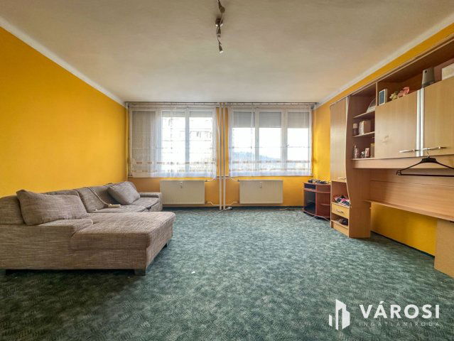 Eladó panellakás, Salgótarjánban 21.99 M Ft, 2 szobás