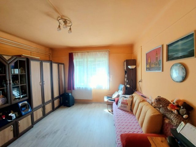Eladó családi ház, Budapesten, XV. kerületben 44.99 M Ft