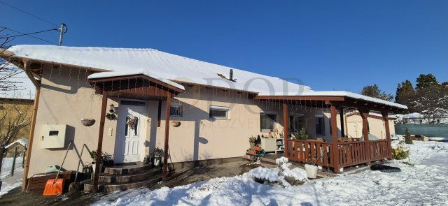 Eladó családi ház, Budapesten, XVIII. kerületben 159.9 M Ft