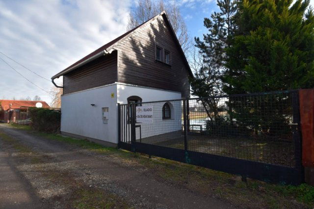 Eladó nyaraló, Cegléden 29 M Ft, 2 szobás / költözzbe.hu