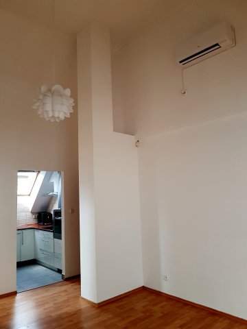 Kiadó téglalakás, albérlet, Budaörsön 350 E Ft / hó, 4 szobás