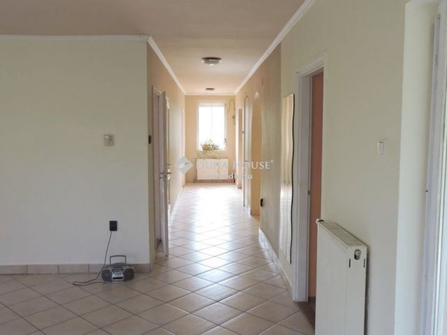 Eladó családi ház, Érden 198 M Ft, 4+1 szobás