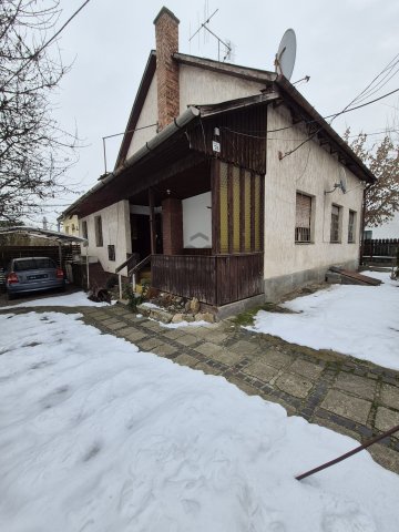 Eladó családi ház, Budakalászon 84.5 M Ft, 2 szobás