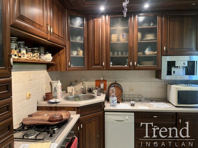 Eladó panellakás, Dunaújvárosban 58.5 M Ft, 5 szobás