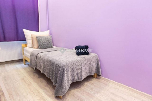 Eladó téglalakás, Budapesten, VI. kerületben 130 M Ft, 5 szobás