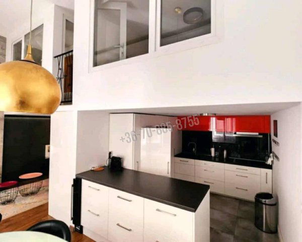 Eladó téglalakás, Budapesten, VI. kerületben 179 M Ft, 3 szobás