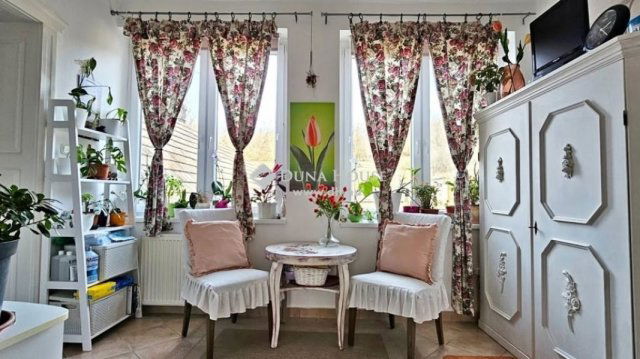 Eladó téglalakás, Gödöllőn 73.9 M Ft, 2 szobás