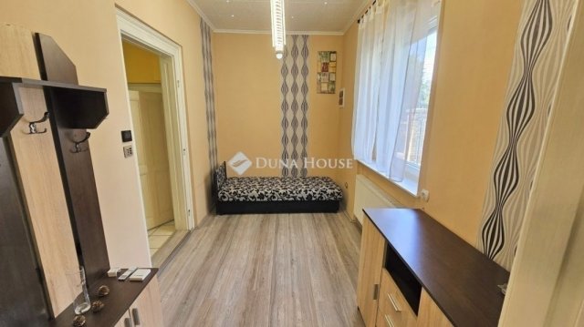 Eladó családi ház, Budapesten, XVIII. kerületben 99.9 M Ft