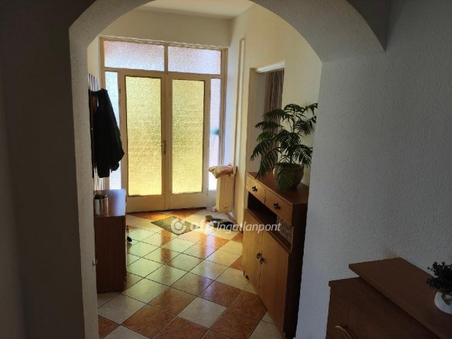 Eladó családi ház, Mezőberényben 73 M Ft, 3+1 szobás