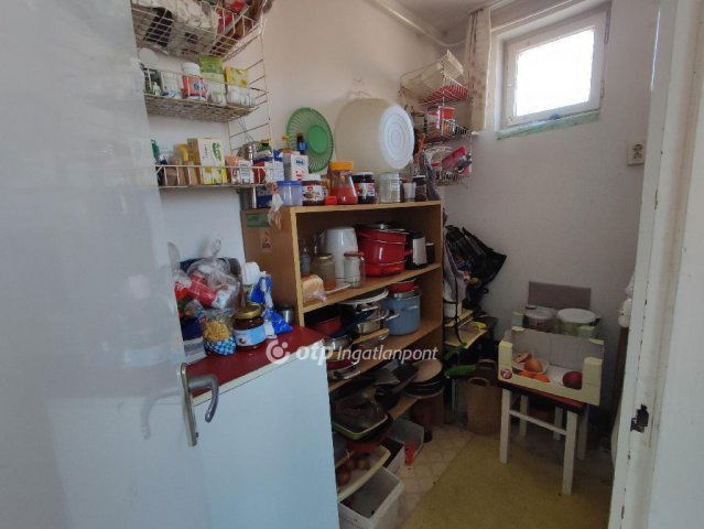 Eladó családi ház, Szegeden 84 M Ft, 4 szobás
