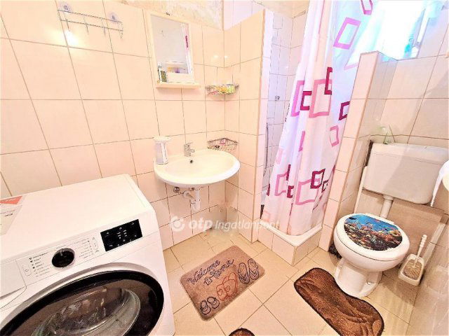 Eladó családi ház, Kecskeméten 78 M Ft, 4 szobás