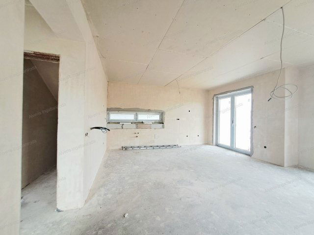 Eladó ikerház, Nyíregyházán 97 M Ft, 4 szobás